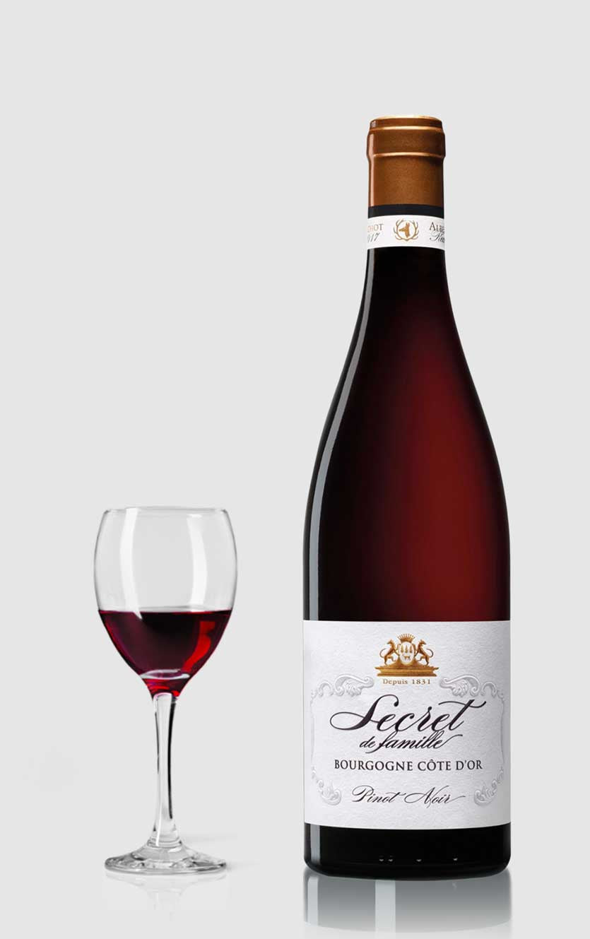 Albert Bichot Bourgogne Pinot Noir Côte d’Or ”Secret de Familie” 2022